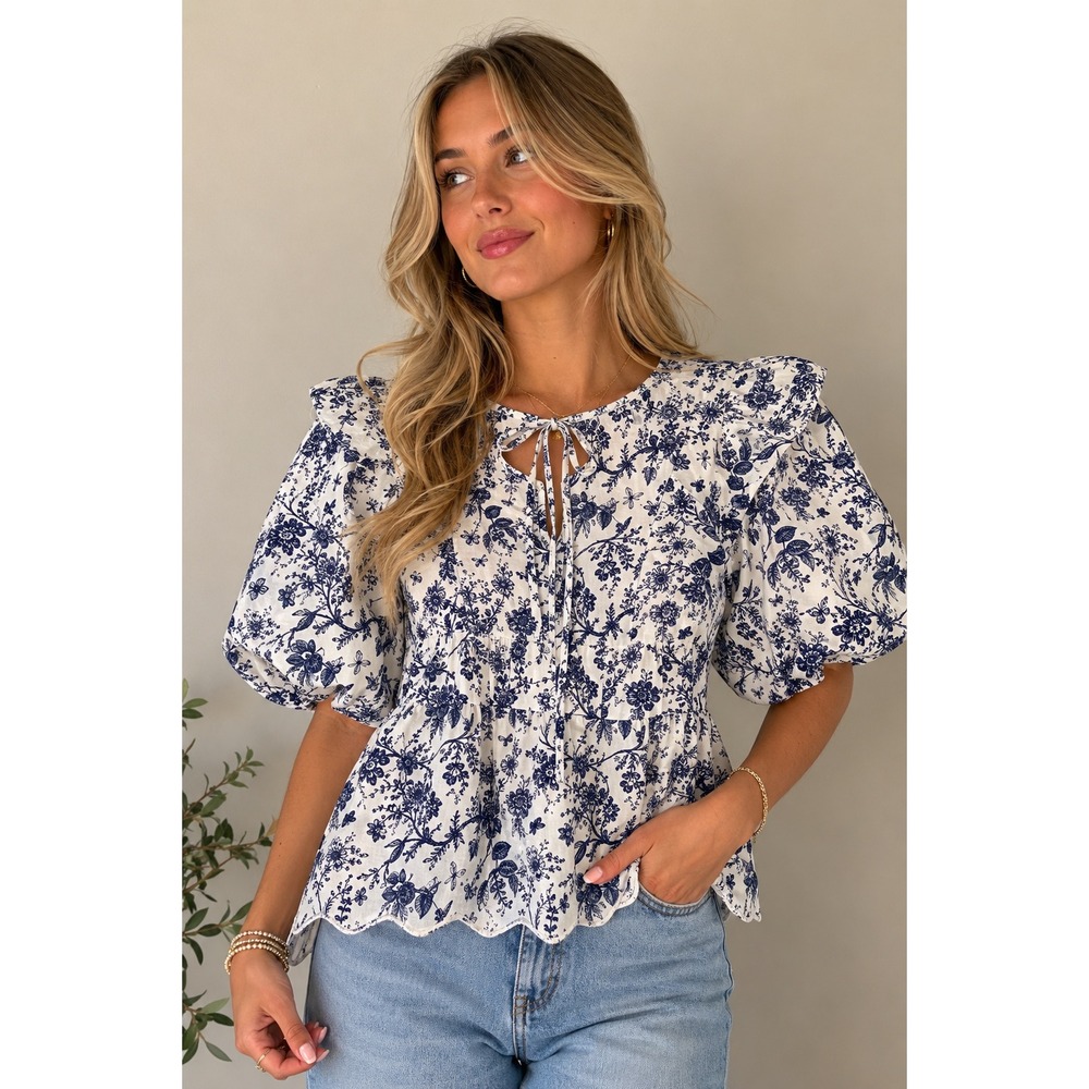 Hyacinth‎ House Blue White Floral Puff Sleeve Scalloped Hem Blouse HN2974T Small
